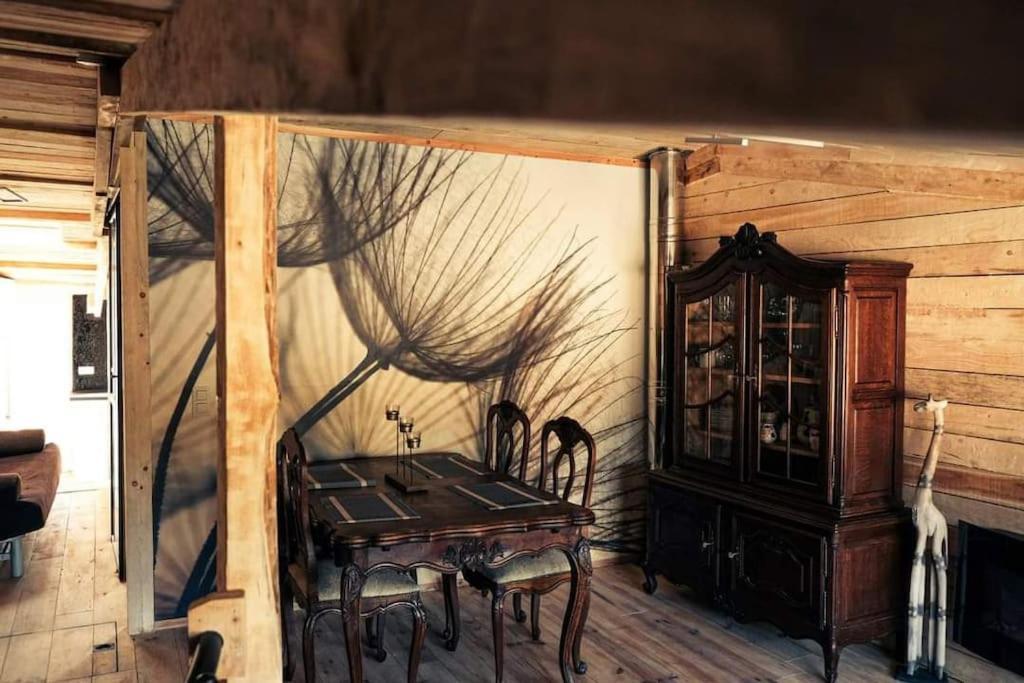 Вилла Le P'Tit Nid : Mini Loft Pour 2 A 4 Personnes Tellin Экстерьер фото