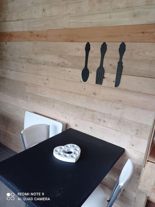 Вилла Le P'Tit Nid : Mini Loft Pour 2 A 4 Personnes Tellin Экстерьер фото