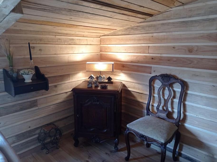 Вилла Le P'Tit Nid : Mini Loft Pour 2 A 4 Personnes Tellin Экстерьер фото
