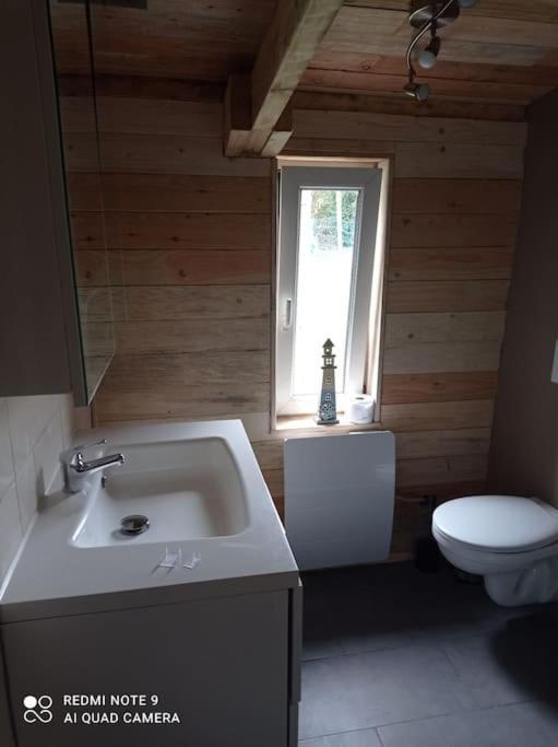 Вилла Le P'Tit Nid : Mini Loft Pour 2 A 4 Personnes Tellin Экстерьер фото